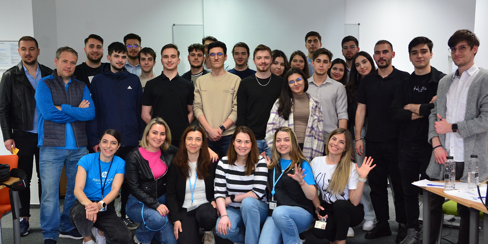 22 de studenți din 5 universități din București au propus soluții care să contribuie  la pregătirea practică a tinerilor